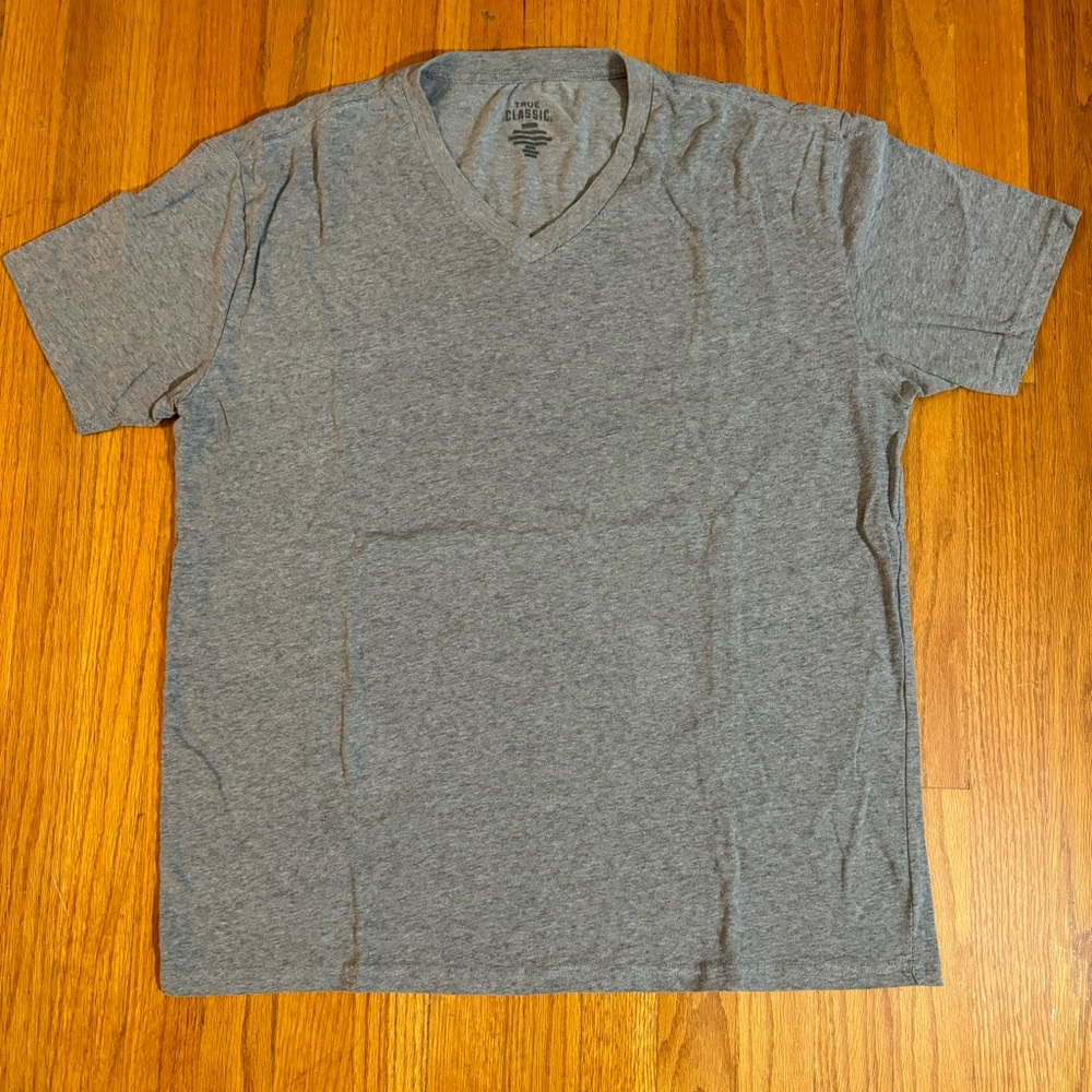 True Classic T- Shirt Gray V-Neck XL